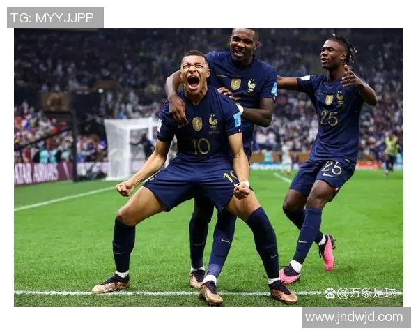 法国足球四号球员是谁的精彩表现及其对球队的影响分析 法国足球四号球员是谁的精彩表现及其对球队的影响分析