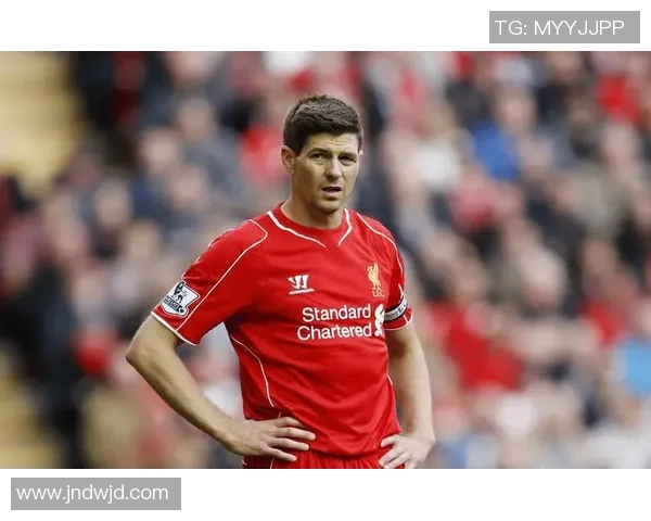 没有纹身的足球球星:这些天赋异禀的运动员以自然魅力征服赛场 没有纹身的足球球星:这些天赋异禀的运动员以自然魅力征服赛场